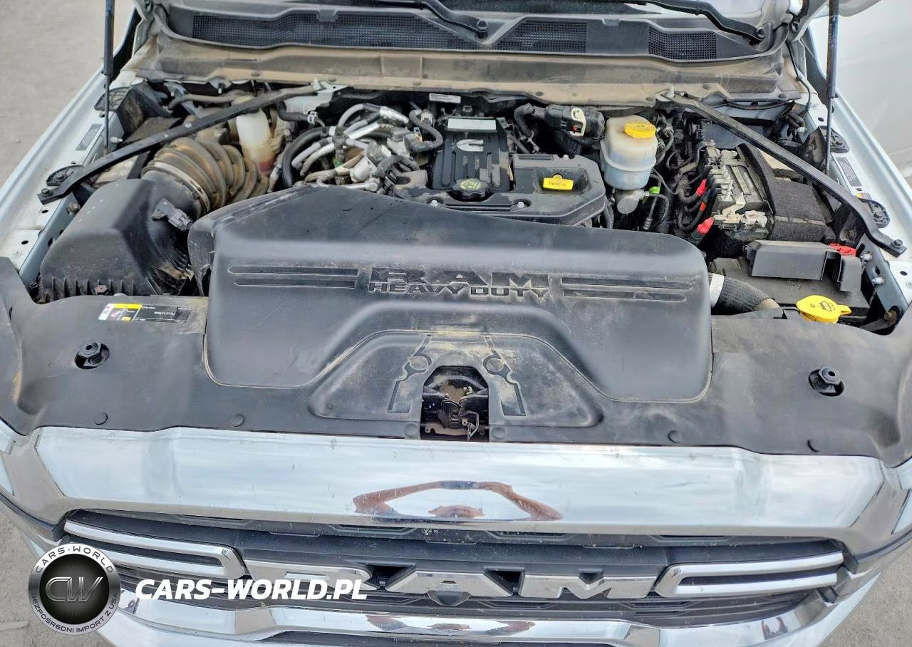 2025 Ram 3500 Tradesman VIN:3C63RRGL0SG533883 - 11