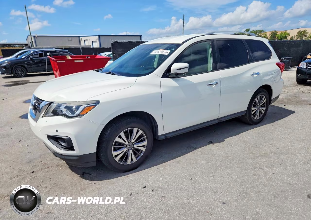 2020 Nissan Pathfinder S