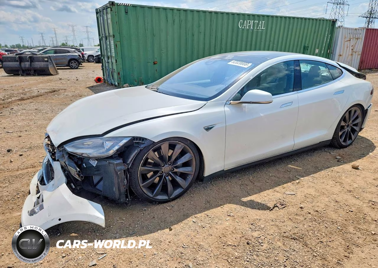 2015 Tesla Model S – zdjęcie 1 z 12