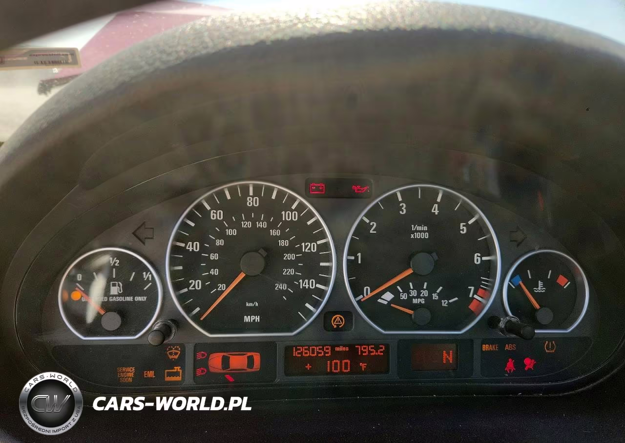 2006 BMW 330 Ci VIN:WBABW53416PL53704 - 9