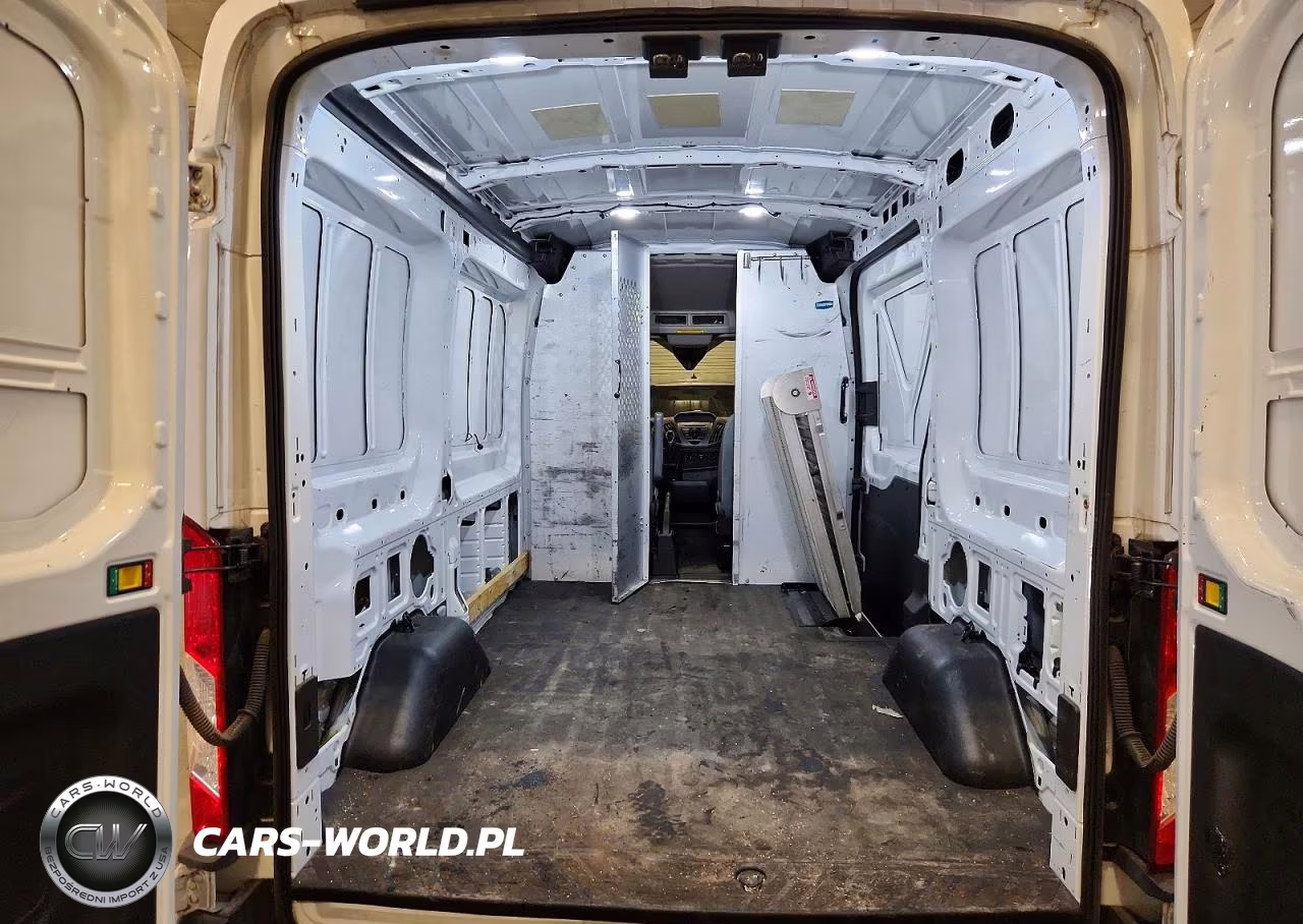2019 Ford Transit 250 Delivery Van VIN:1FTYR1CGXKKA62357 - 10