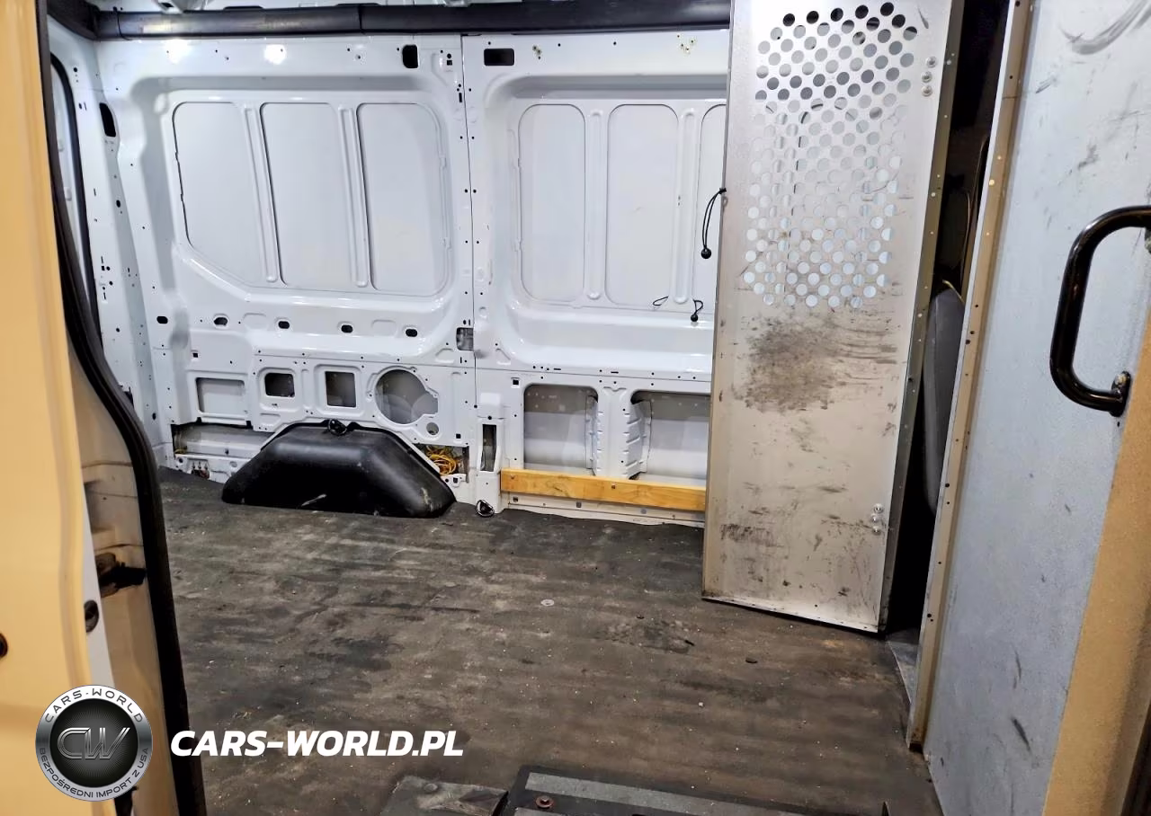 2019 Ford Transit 250 Delivery Van VIN:1FTYR1CGXKKA62357 - 11