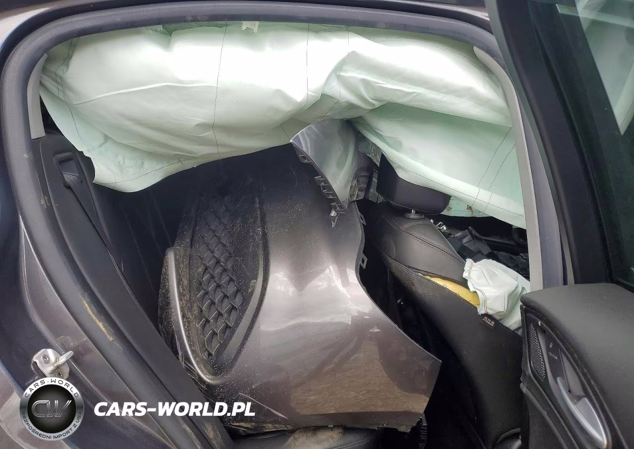2018 Alfa Romeo Stelvio VIN:ZASFAKAN1J7B73748 - 11