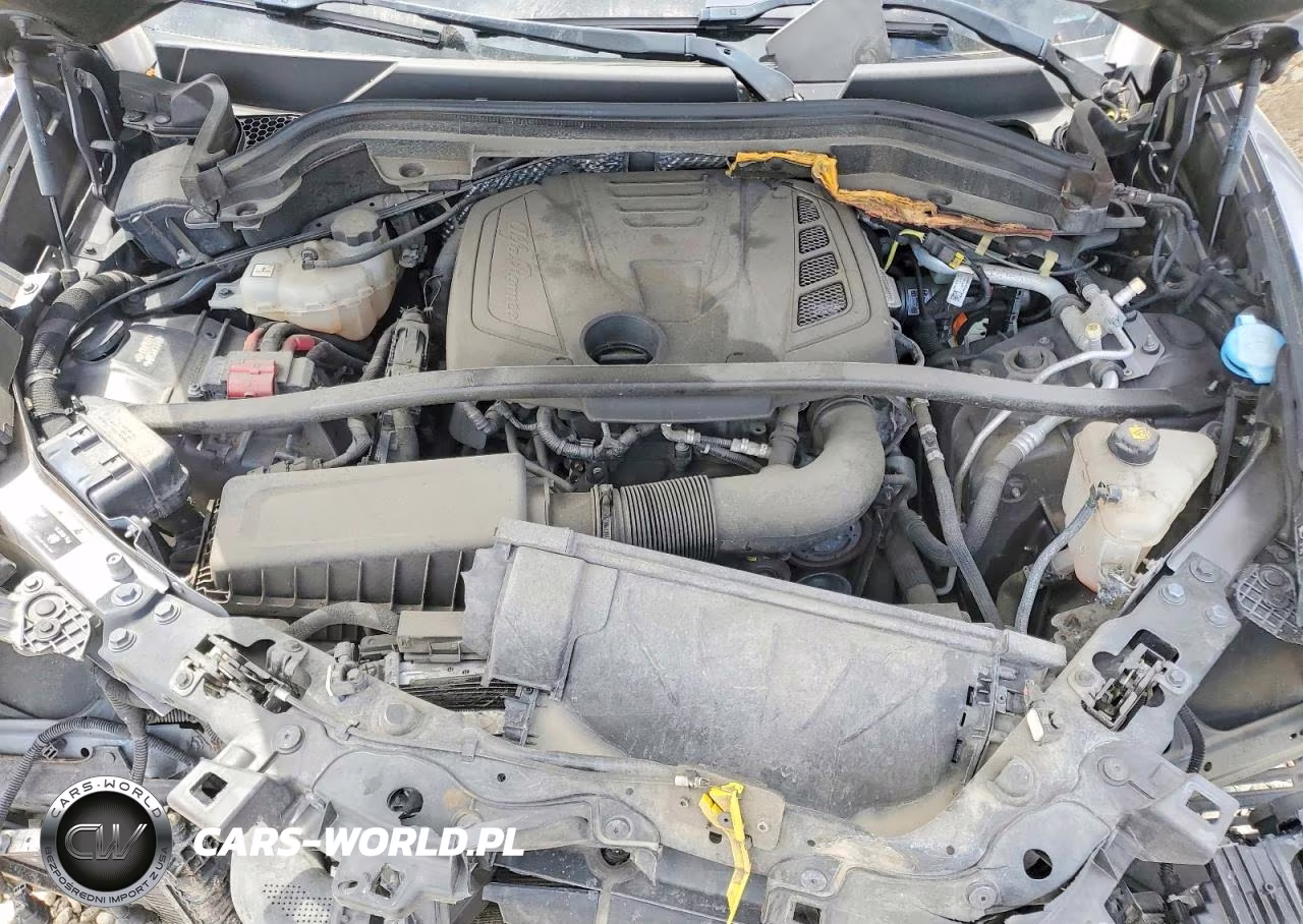 2018 Alfa Romeo Stelvio VIN:ZASFAKAN1J7B73748 - 12