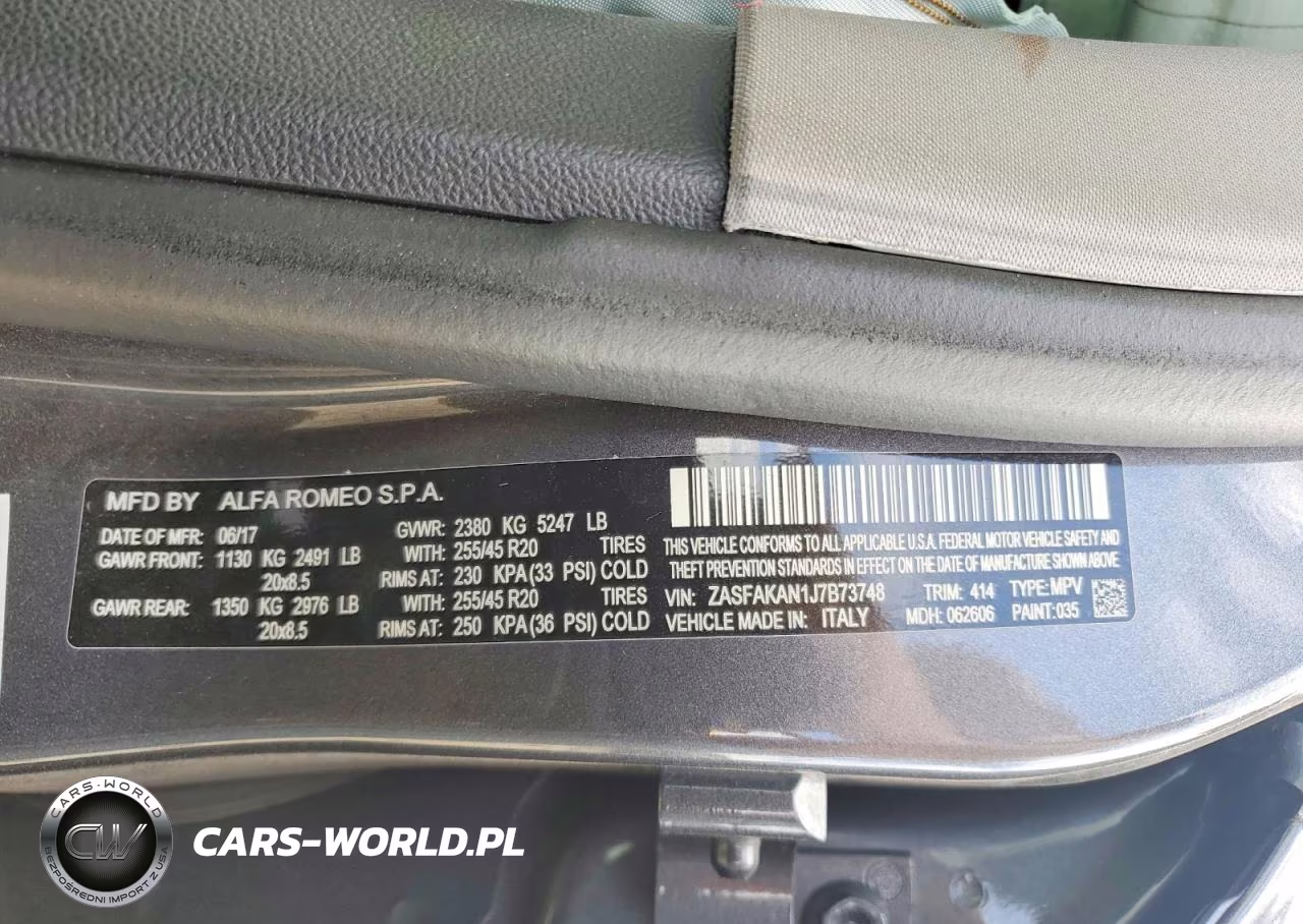 2018 Alfa Romeo Stelvio VIN:ZASFAKAN1J7B73748 - 14