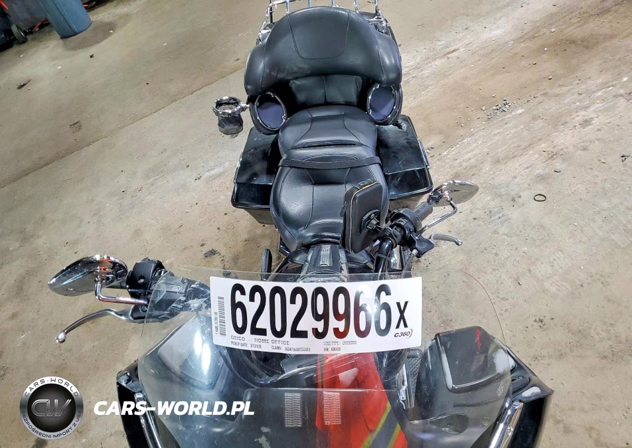 2011 Harley-Davidson Fltru VIN:1HD1KGM14BB636436 - 5