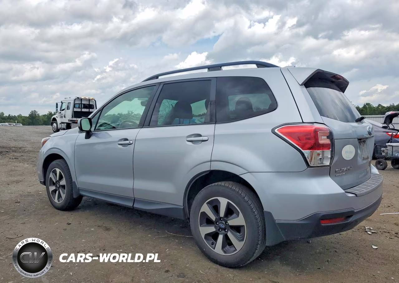 2018 Subaru Forester 2.5I Premium VIN:JF2SJAEC0JH471777 - 2