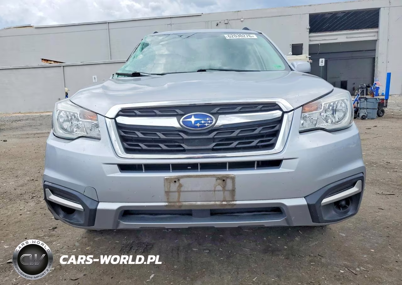 2018 Subaru Forester 2.5I Premium VIN:JF2SJAEC0JH471777 - 5