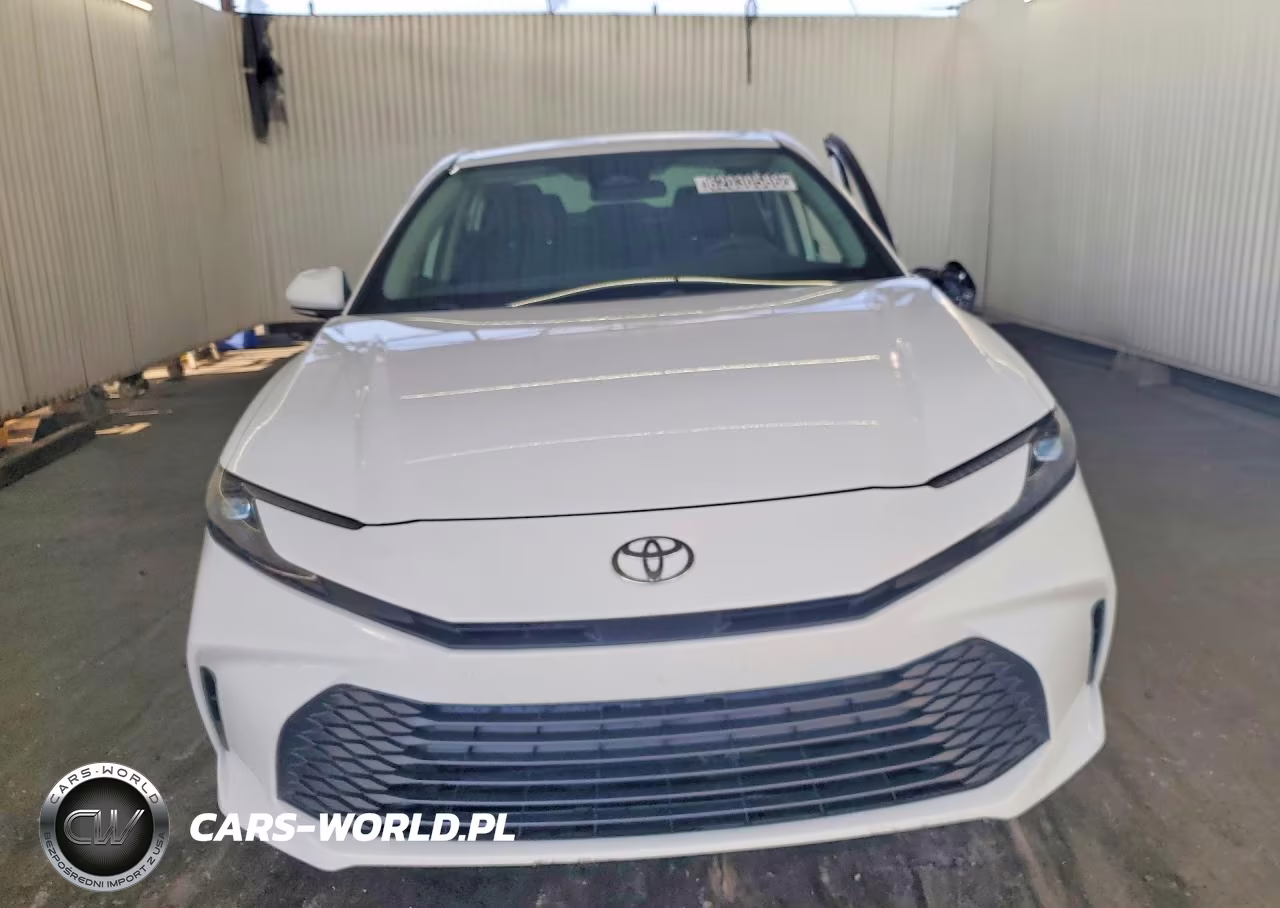 2026 Toyota Camry Le VIN:4T1DAACK7TU242178 - 5