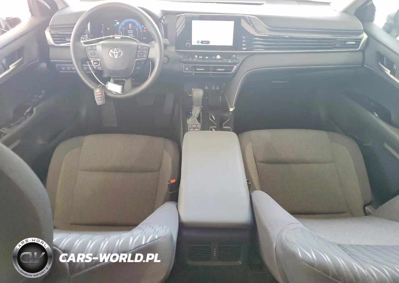 2026 Toyota Camry Le VIN:4T1DAACK7TU242178 - 8