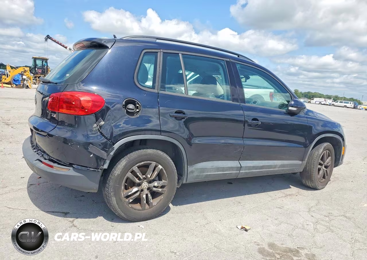 2016 Volkswagen Tiguan S VIN:WVGBV7AX7GW548420 - 3