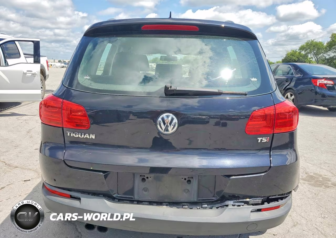 2016 Volkswagen Tiguan S VIN:WVGBV7AX7GW548420 - 6