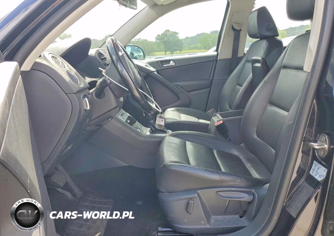 2016 Volkswagen Tiguan S VIN:WVGBV7AX7GW548420 - 7