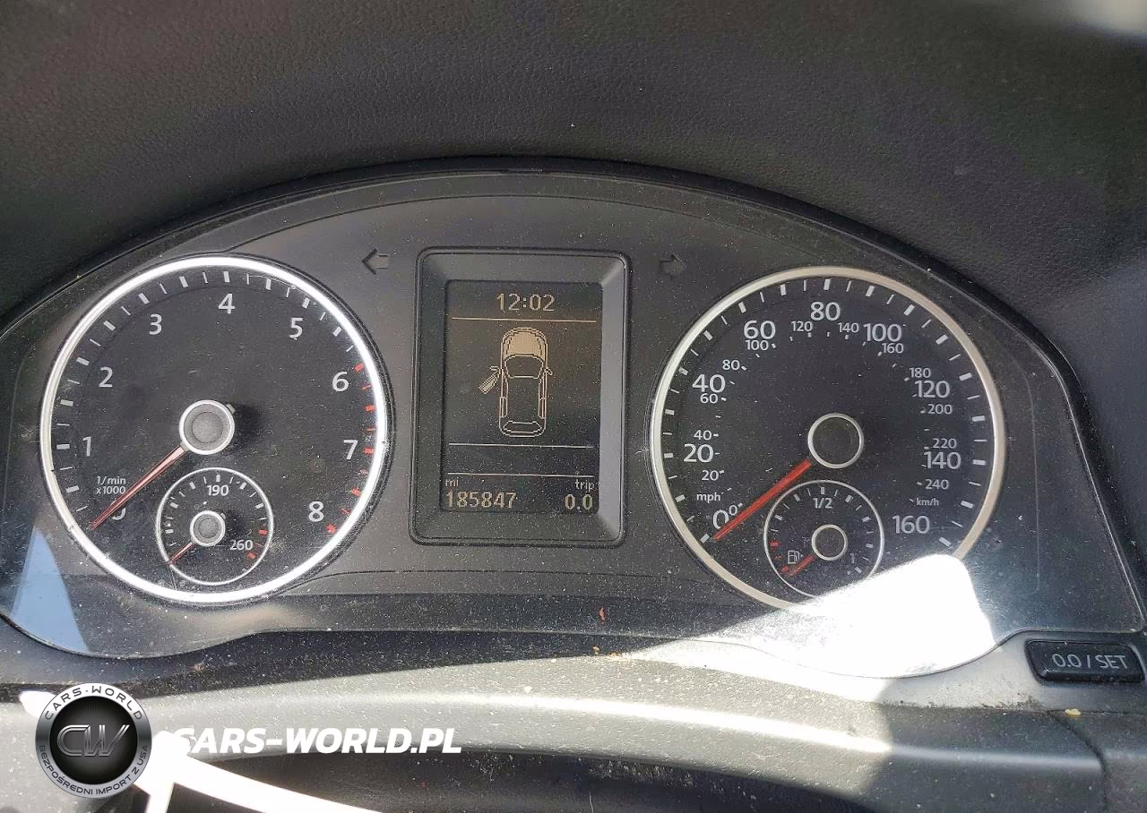 2016 Volkswagen Tiguan S VIN:WVGBV7AX7GW548420 - 9