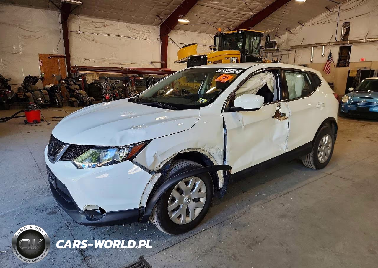 2019 Nissan Rogue Sport S – zdjęcie 1 z 13