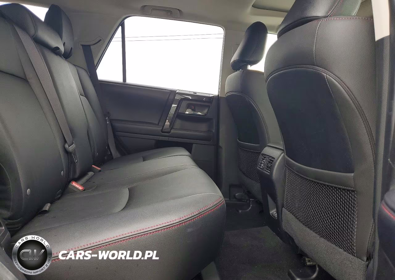 2020 Toyota 4Runner Trd Off-Road Premium VIN:JTEBU5JR8L5739207 - 11