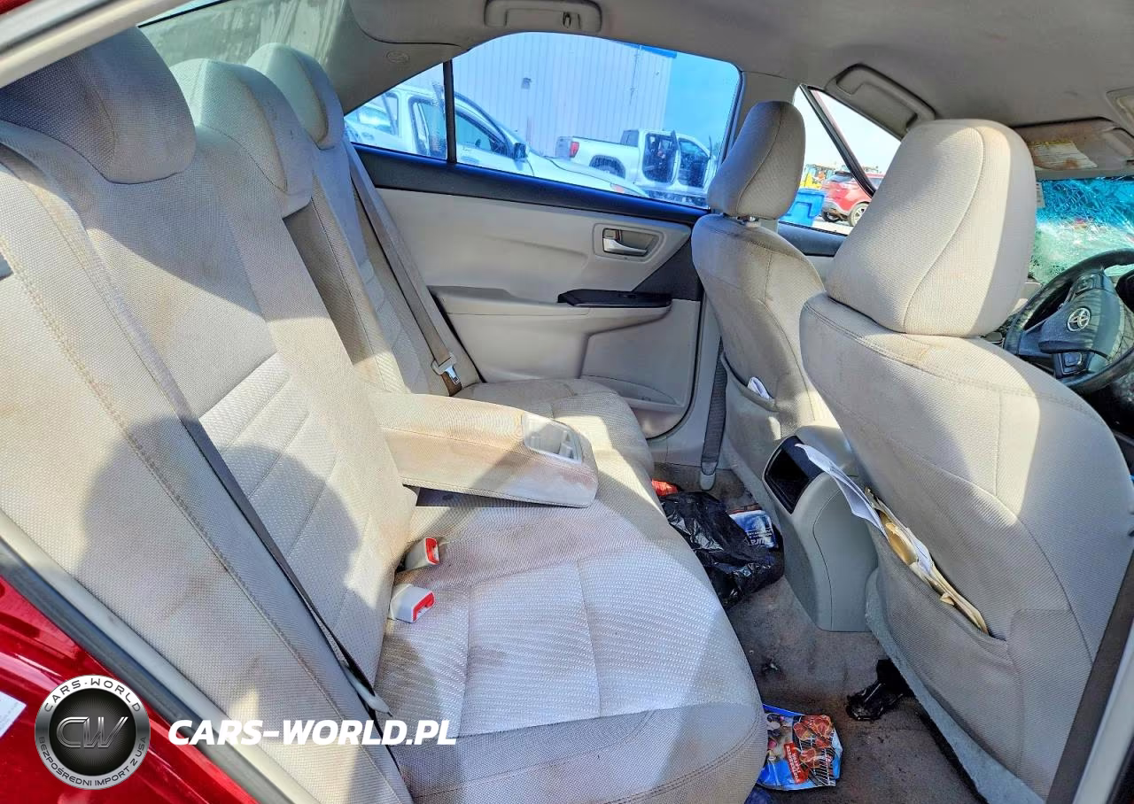 2015 Toyota Camry Le VIN:4T1BF1FK9FU976975 - 10