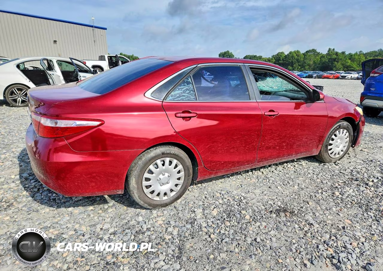 2015 Toyota Camry Le VIN:4T1BF1FK9FU976975 - 3