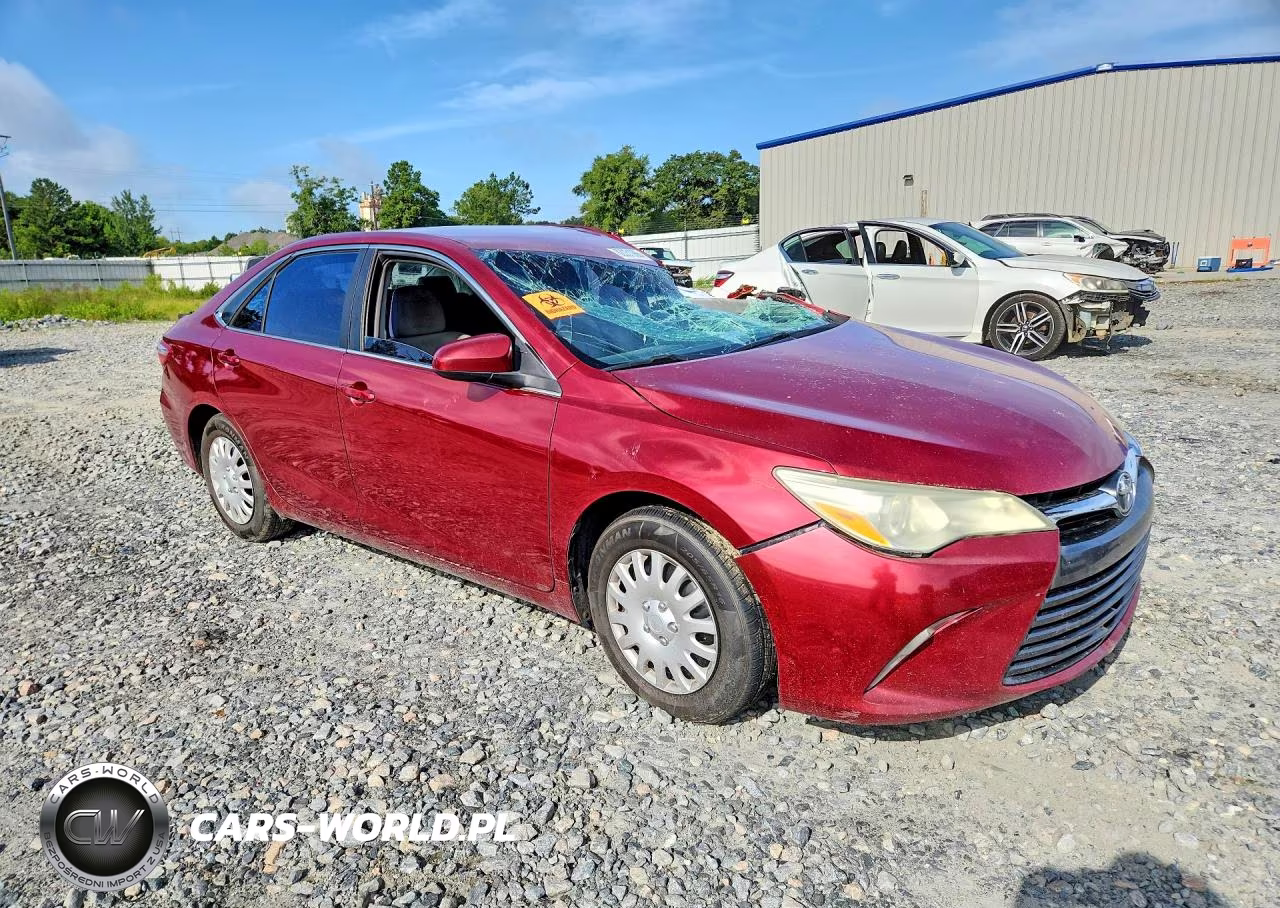 2015 Toyota Camry Le VIN:4T1BF1FK9FU976975 - 4