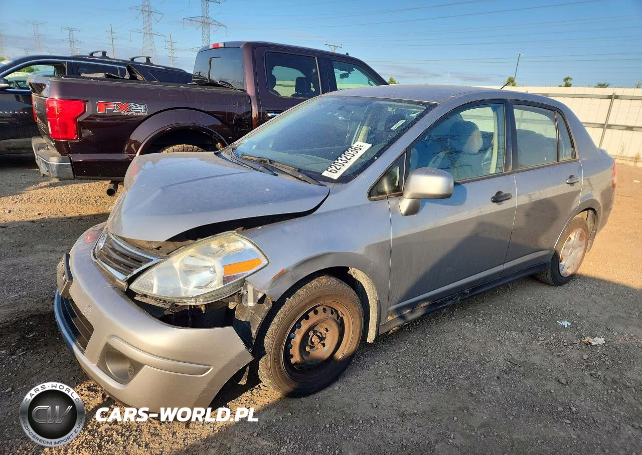 2010 Nissan Versa 1.8 S VIN:3N1BC1AP5AL384088 - 1