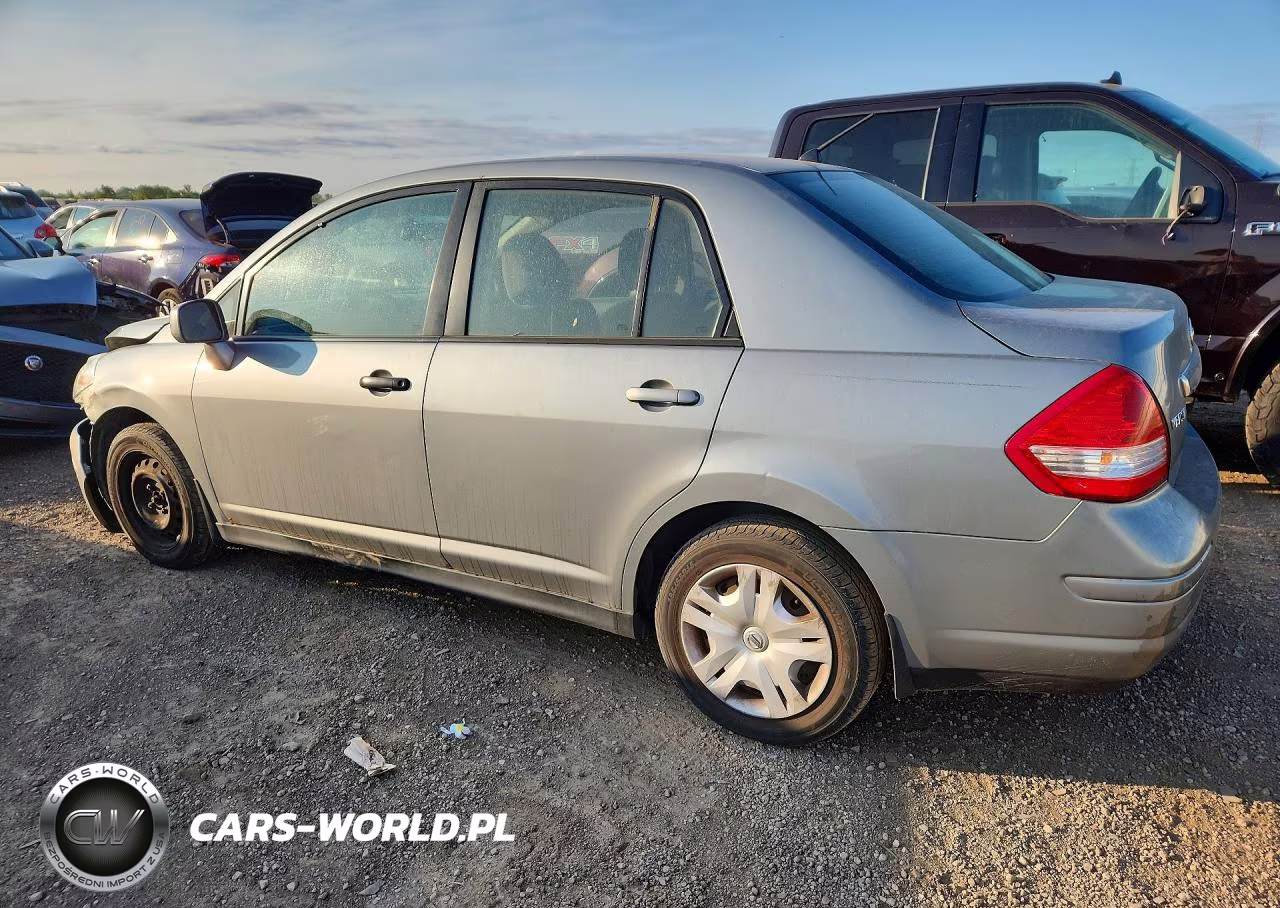 2010 Nissan Versa 1.8 S VIN:3N1BC1AP5AL384088 - 2