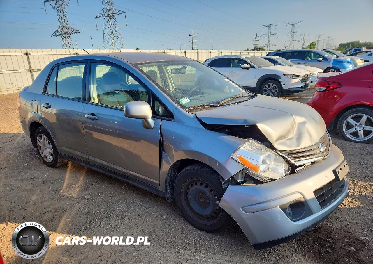 2010 Nissan Versa 1.8 S VIN:3N1BC1AP5AL384088 - 4