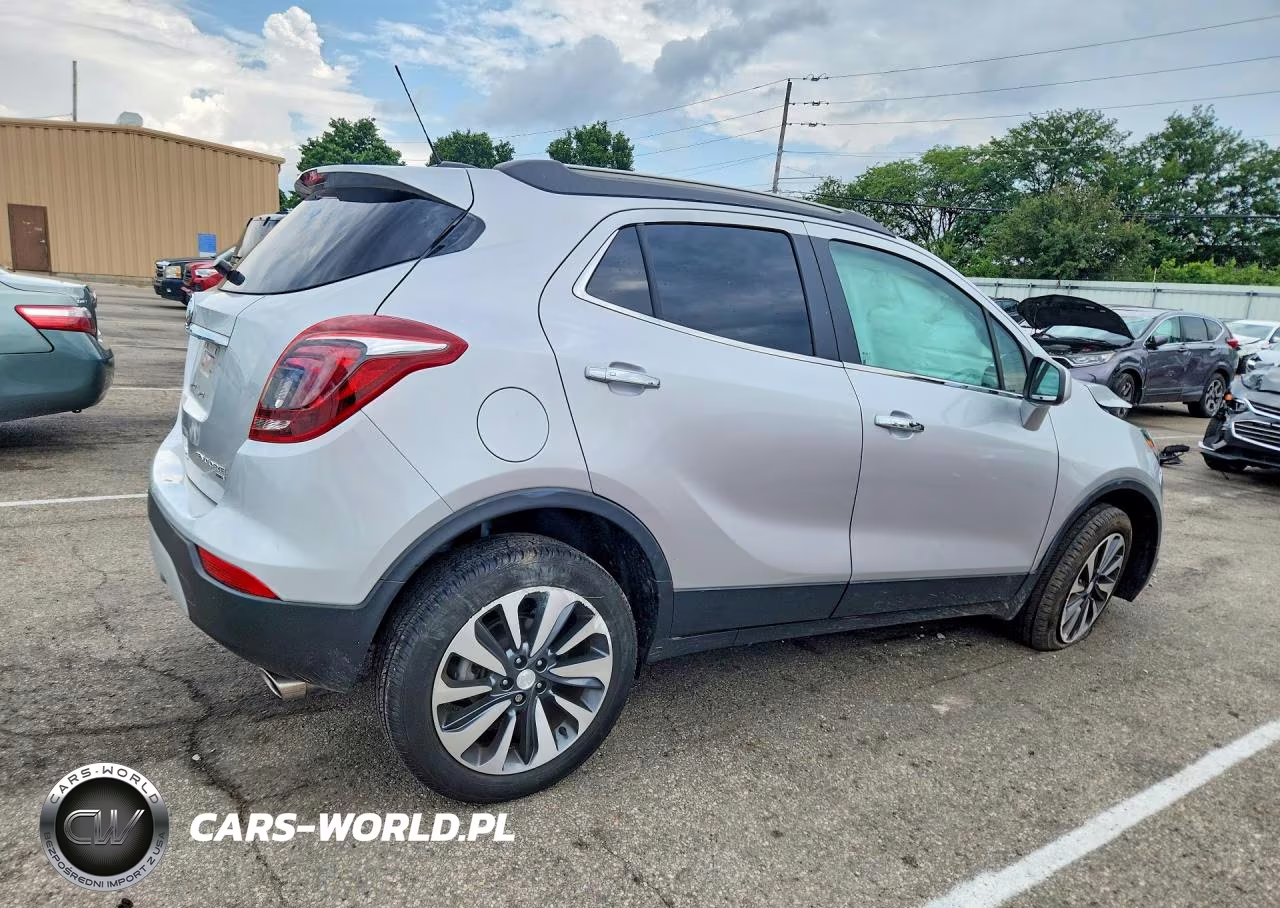 2022 Buick Encore Preferred VIN:KL4CJESM9NB569765 - 3
