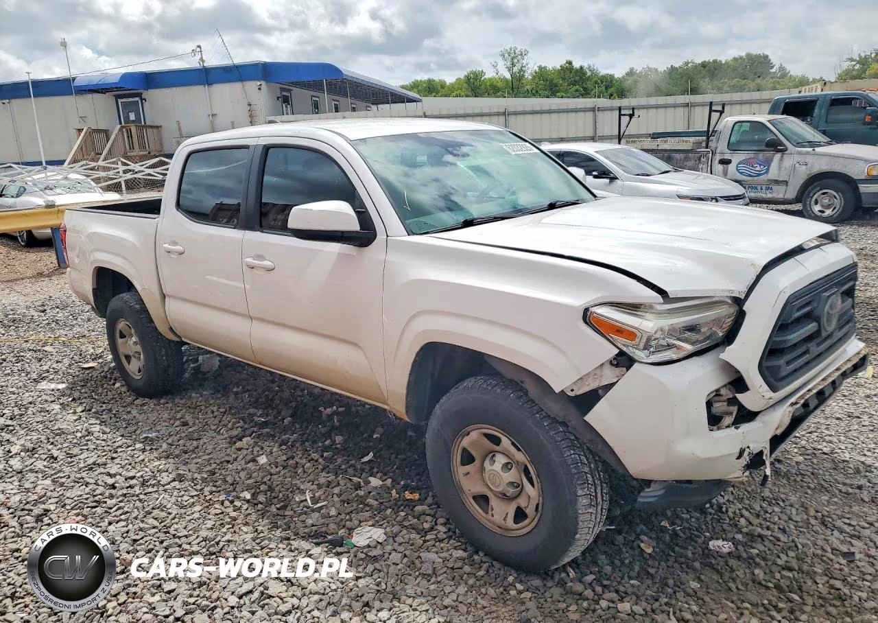 2018 Toyota Tacoma Sr VIN:5TFAX5GN4JX128457 - 4