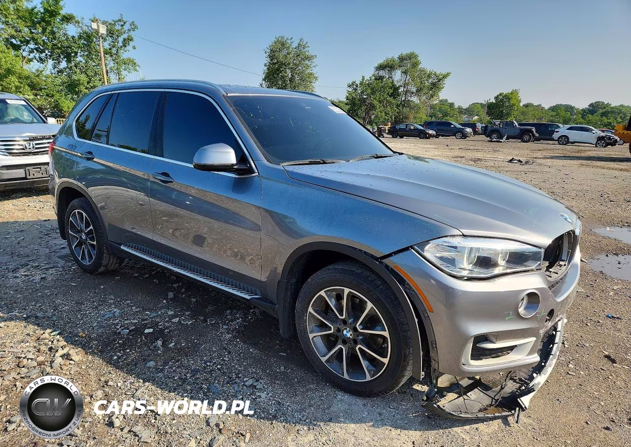 2017 BMW X5 Sdrive35I VIN:5UXKR2C56H0U18171 - 4