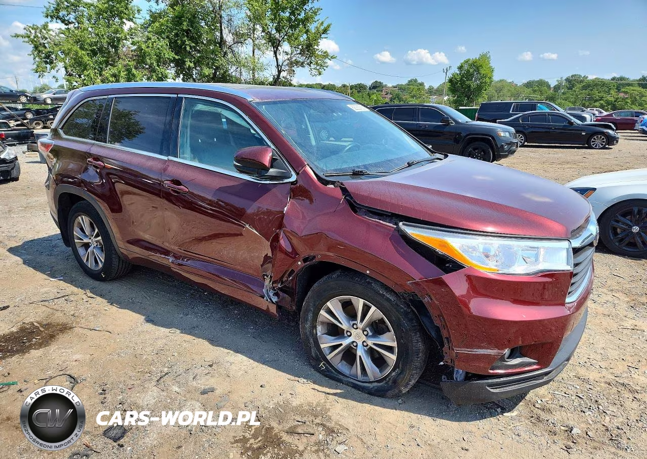 2015 Toyota Highlander Xle VIN:5TDJKRFH7FS082072 - 4