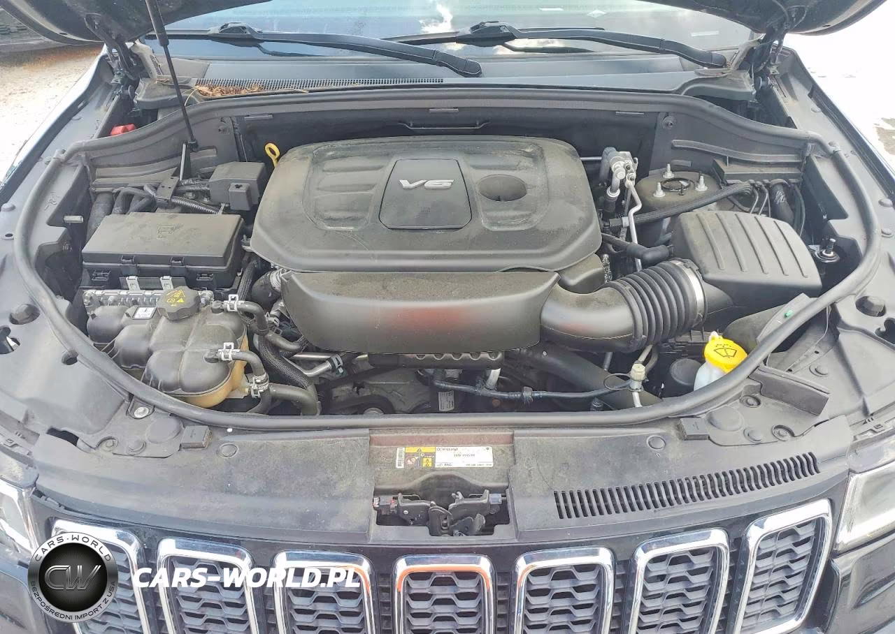 2017 Jeep Grand Cherokee Laredo VIN:1C4RJFAG8HC769357 - 12