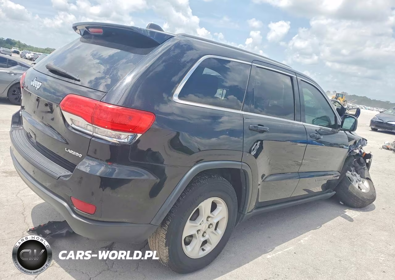 2017 Jeep Grand Cherokee Laredo VIN:1C4RJFAG8HC769357 - 3