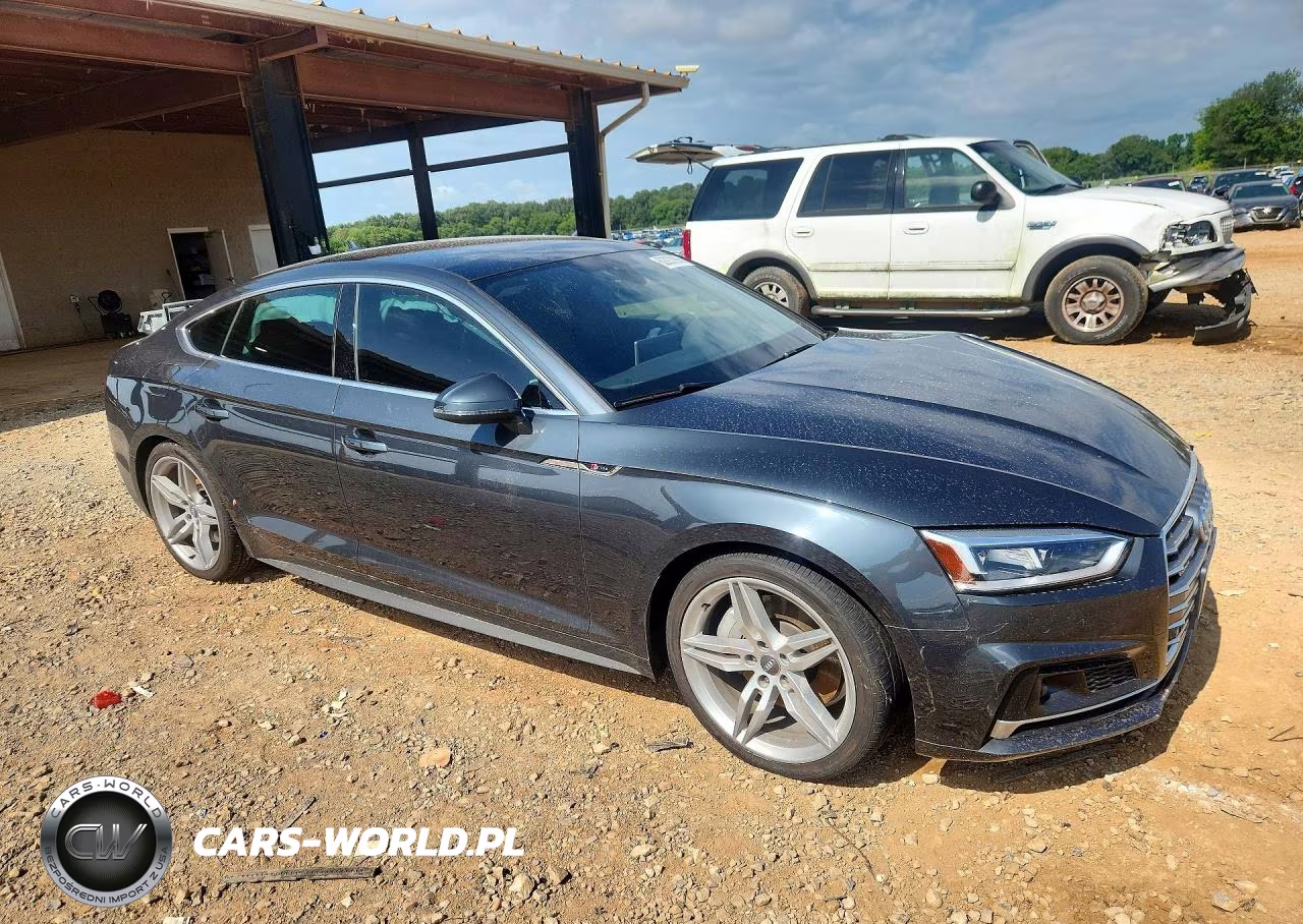 2018 Audi A5 Prestige S-Line VIN:WAUFNCF53JA047757 - 4