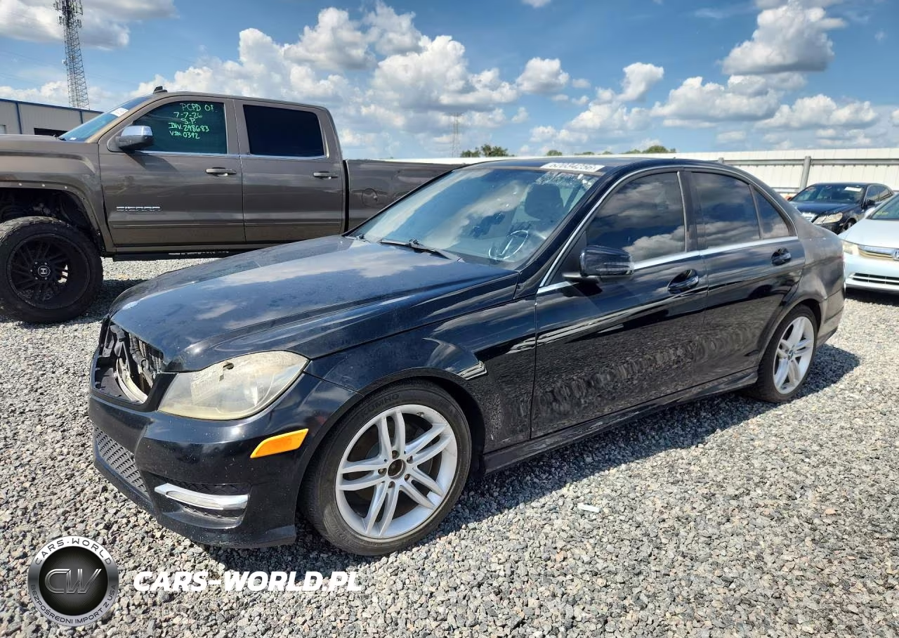 2012 Mercedes-Benz C 300 4Matic – zdjęcie 1 z 12