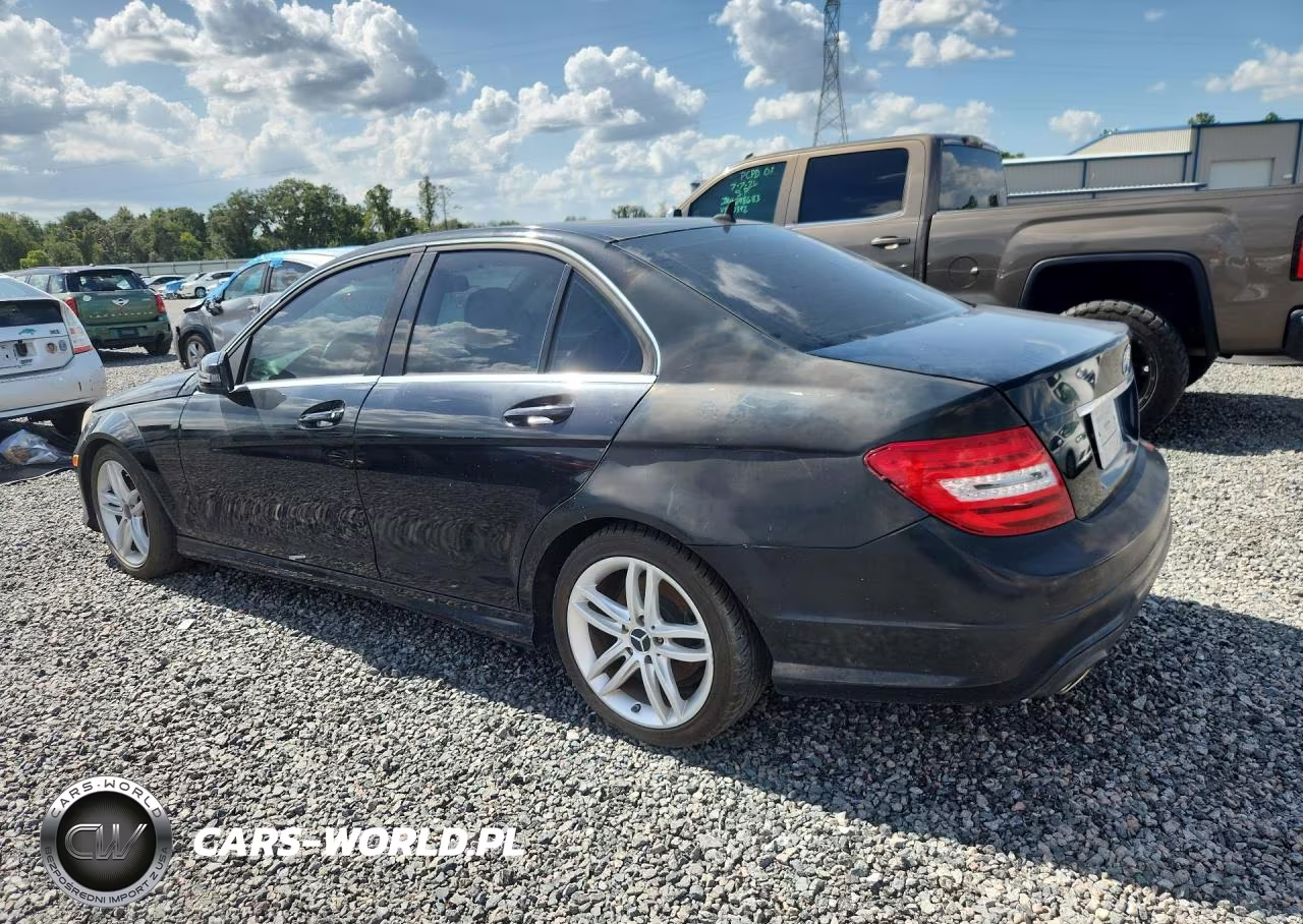 2012 Mercedes-Benz C 300 4Matic VIN:WDDGF8BB0CF910510 - 2