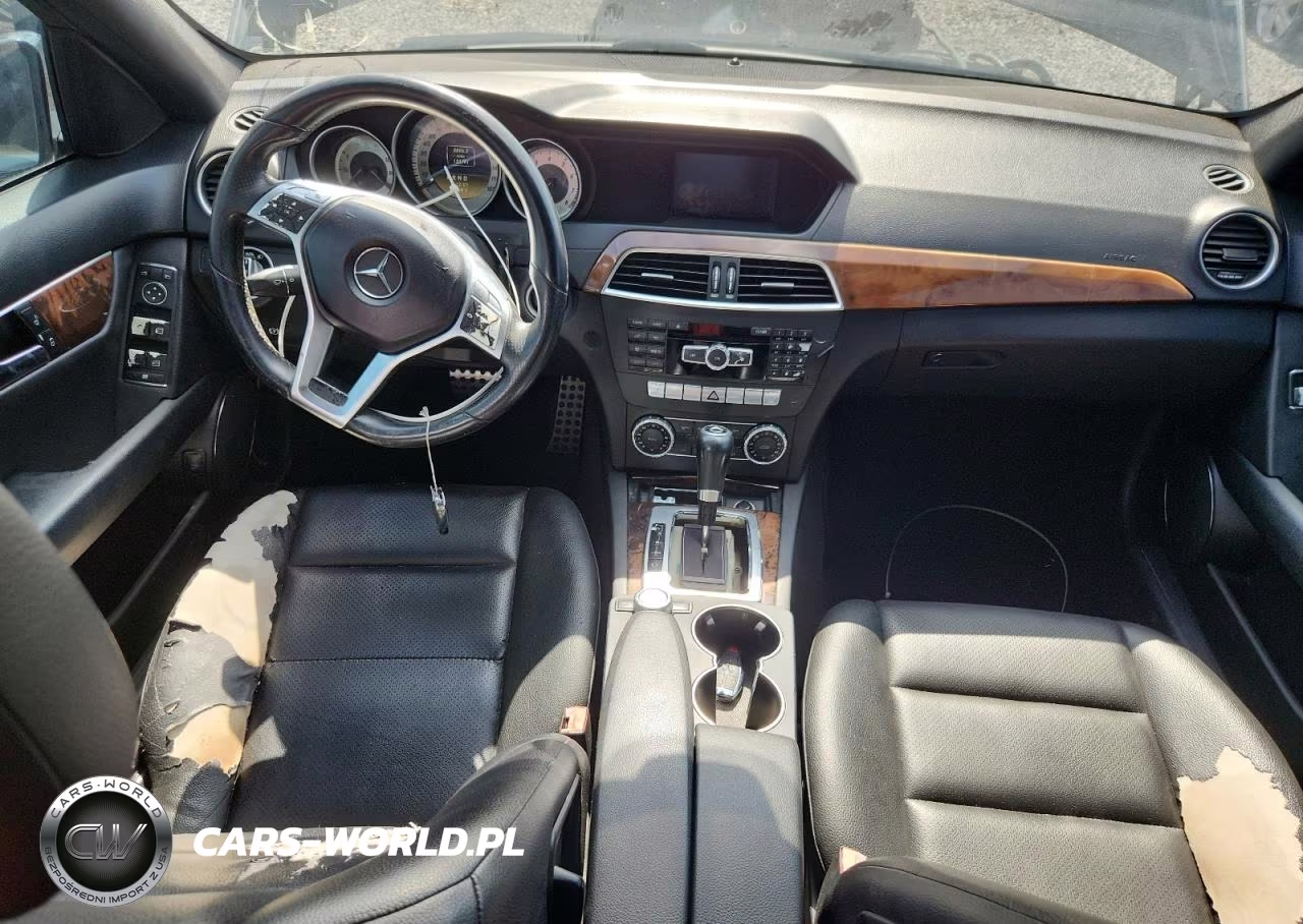 2012 Mercedes-Benz C 300 4Matic VIN:WDDGF8BB0CF910510 - 8