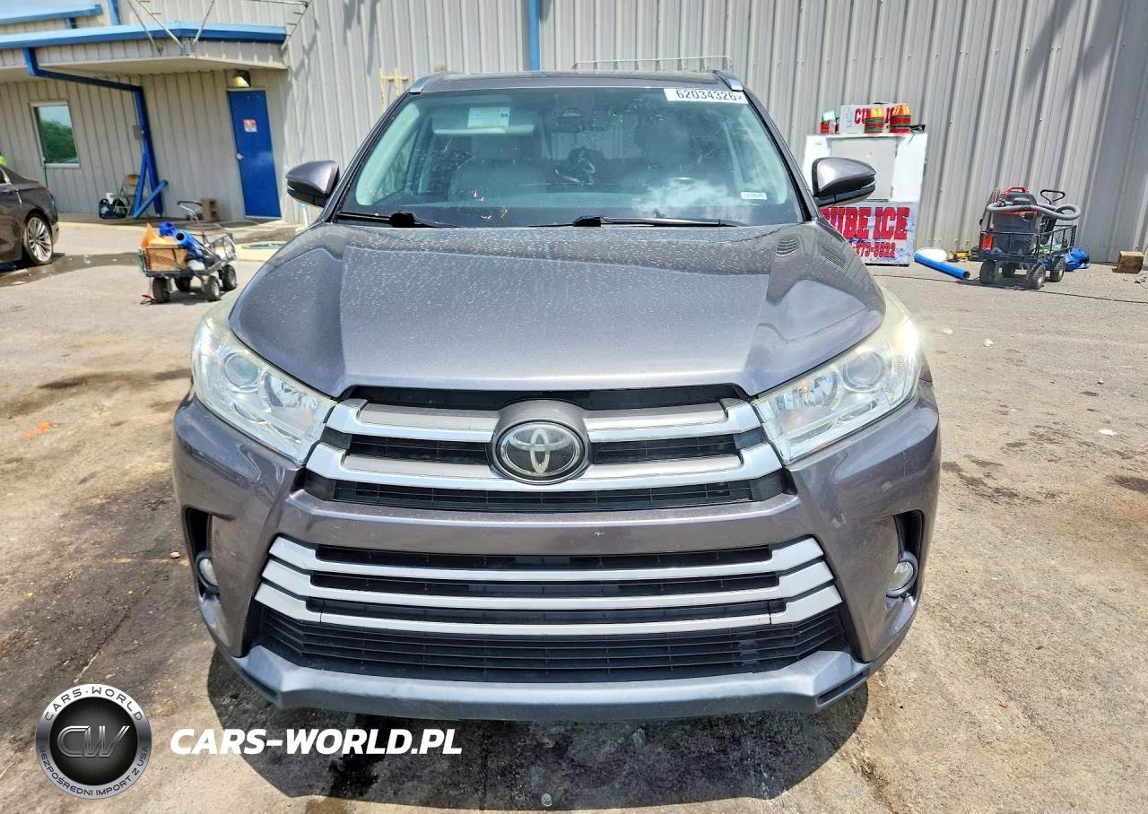 2018 Toyota Highlander Xle VIN:5TDKZRFH3JS280219 - 5