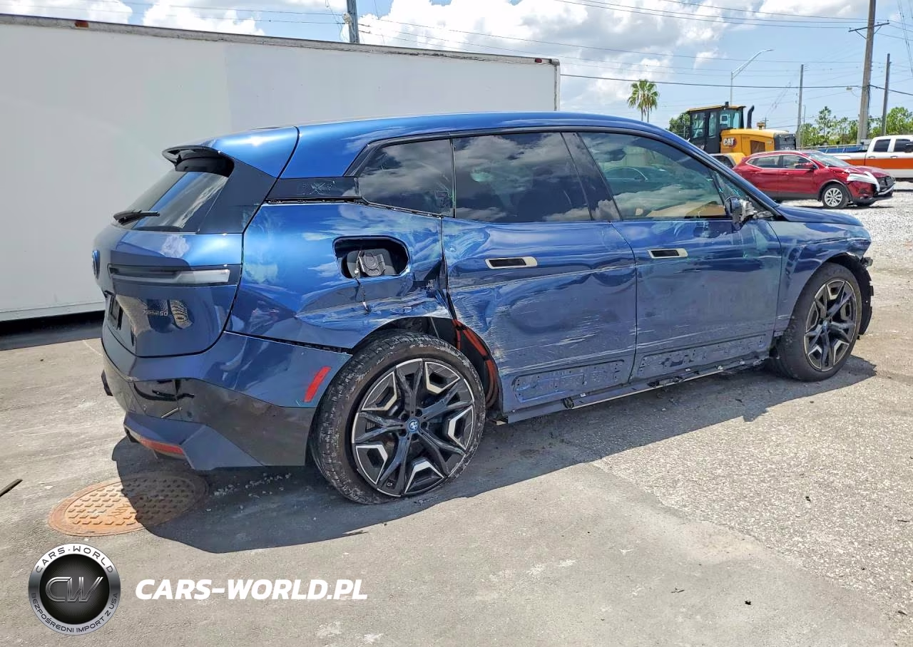 2024 BMW Ix xDrive50 VIN:WB523CF06RCR08663 - 3