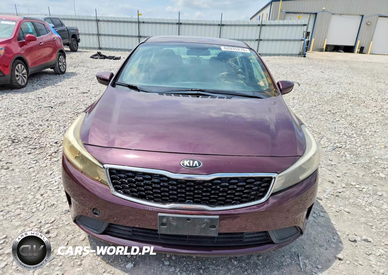 2018 Kia Forte Lx VIN:3KPFK4A74JE264046 - 5