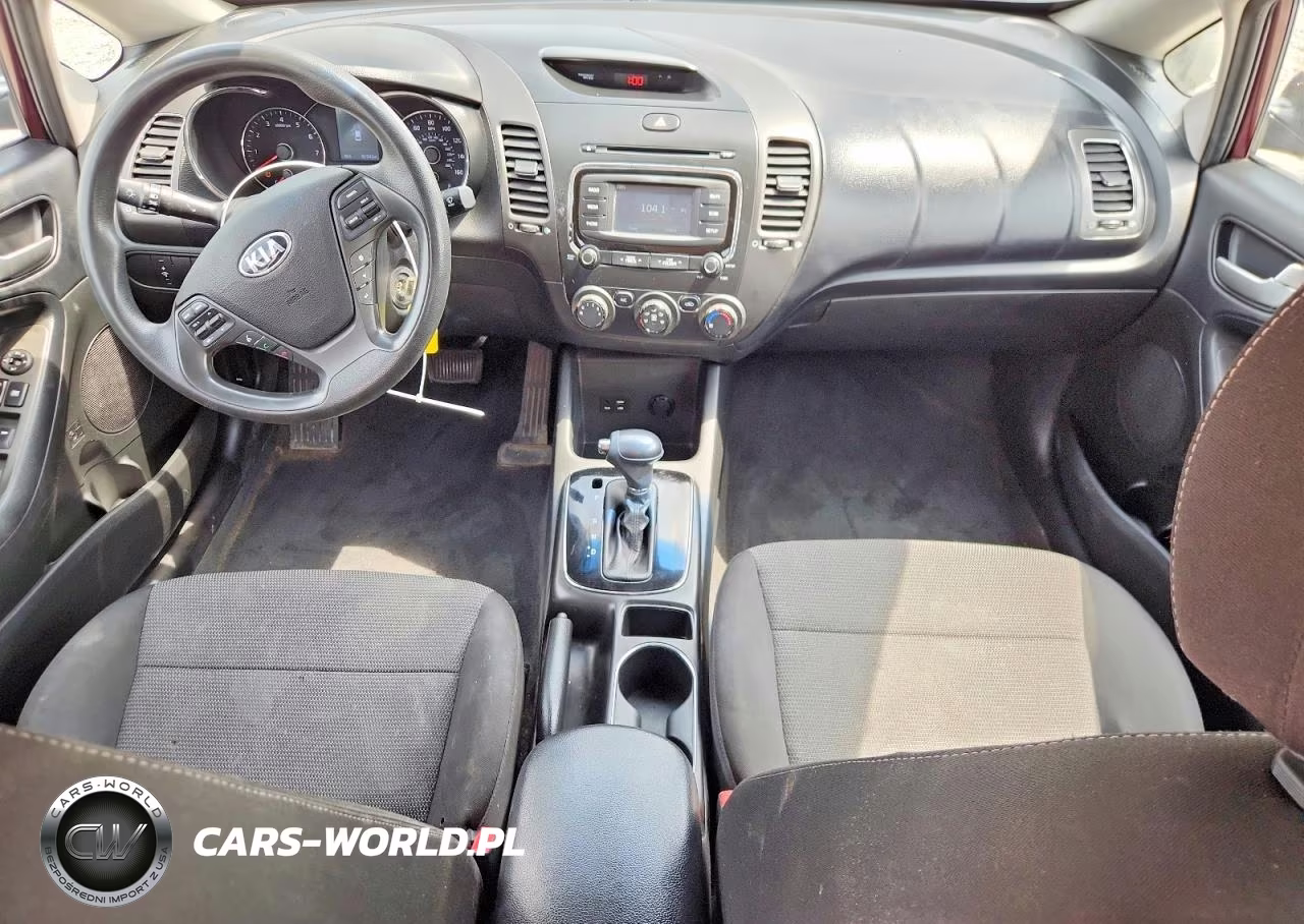 2018 Kia Forte Lx VIN:3KPFK4A74JE264046 - 8