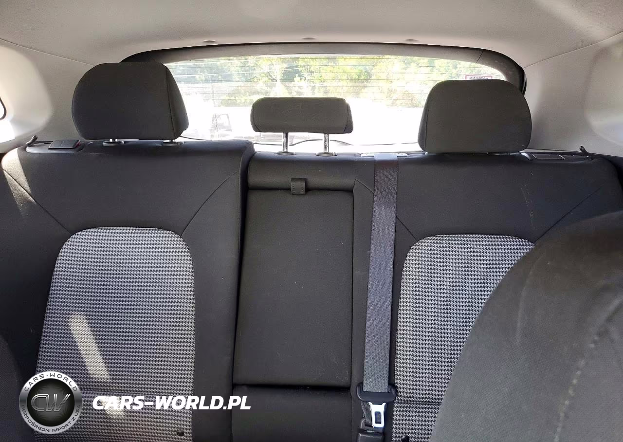 2018 Hyundai Kona Sel VIN:KM8K6CAA3JU111700 - 10