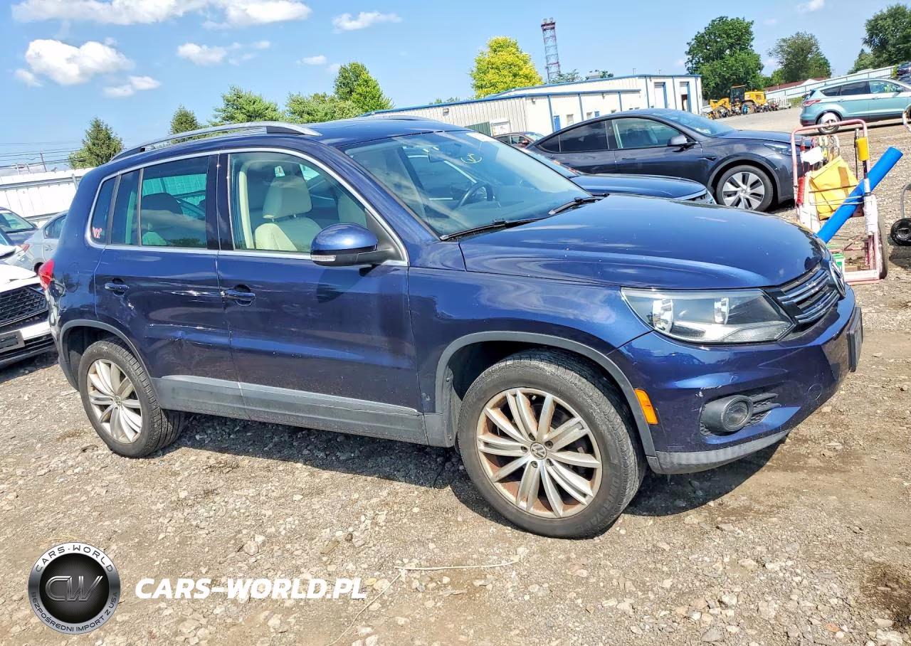 2012 Volkswagen Tiguan S VIN:WVGBV7AX0CW598862 - 4