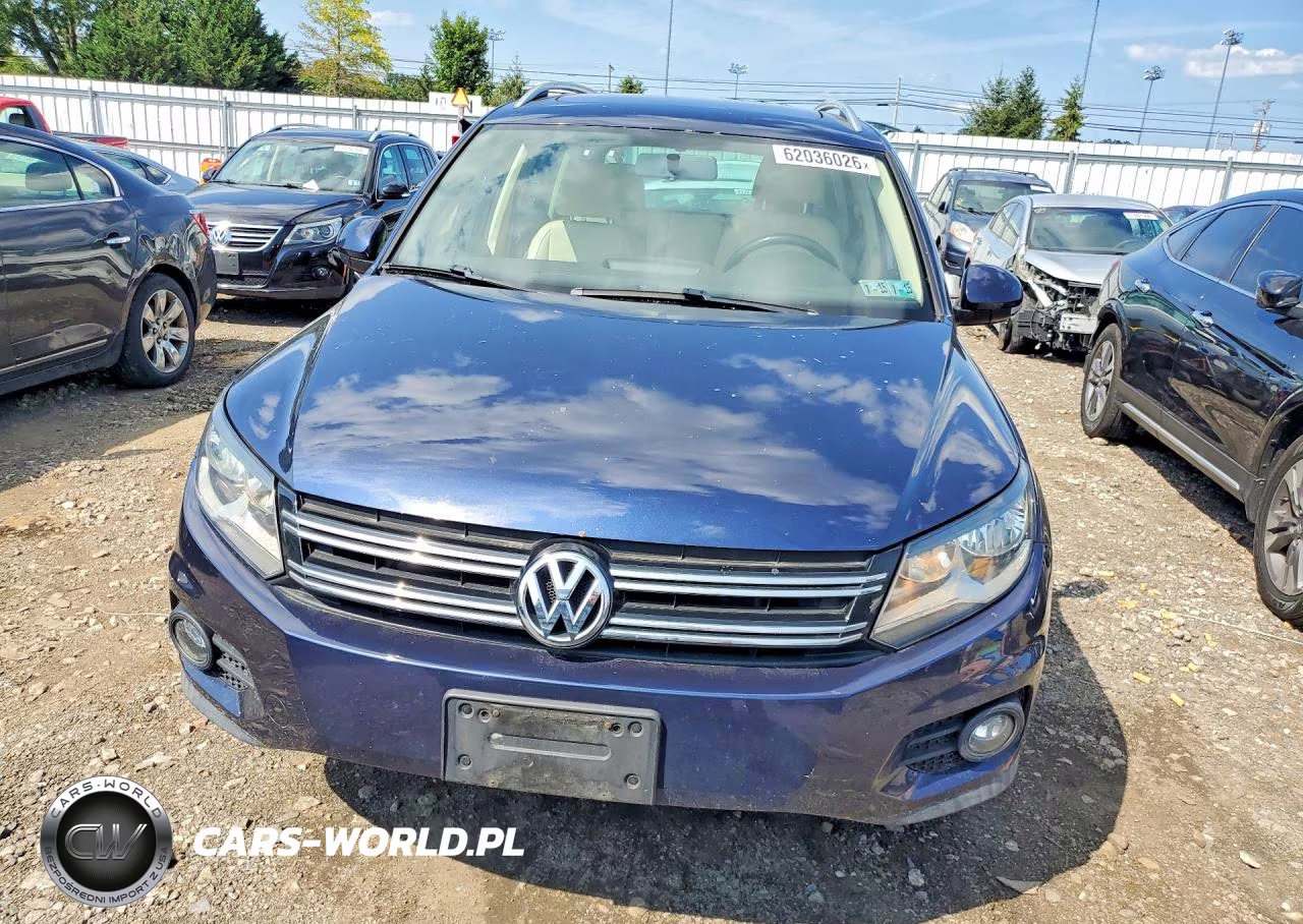 2012 Volkswagen Tiguan S VIN:WVGBV7AX0CW598862 - 5