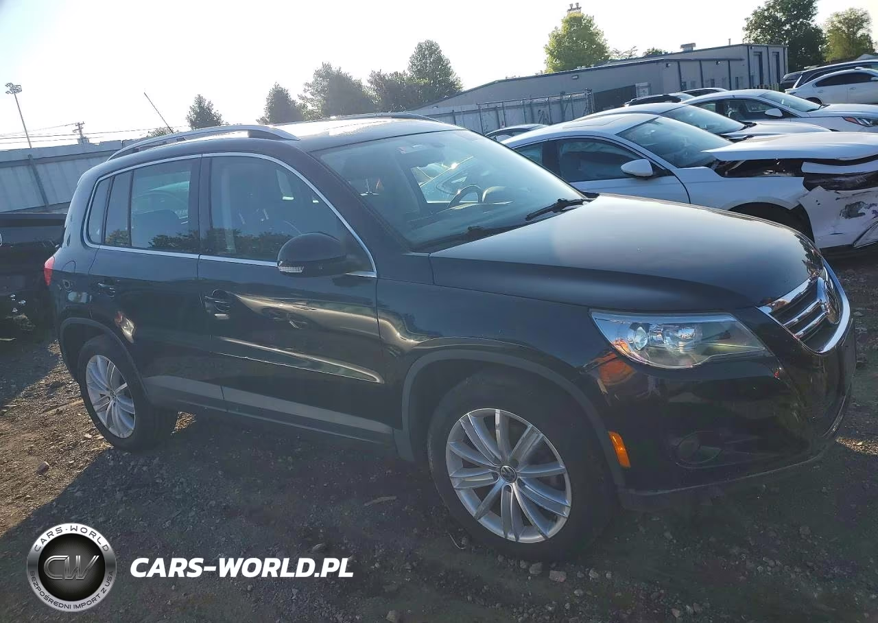 2011 Volkswagen Tiguan S VIN:WVGAV7AX1BW550801 - 4