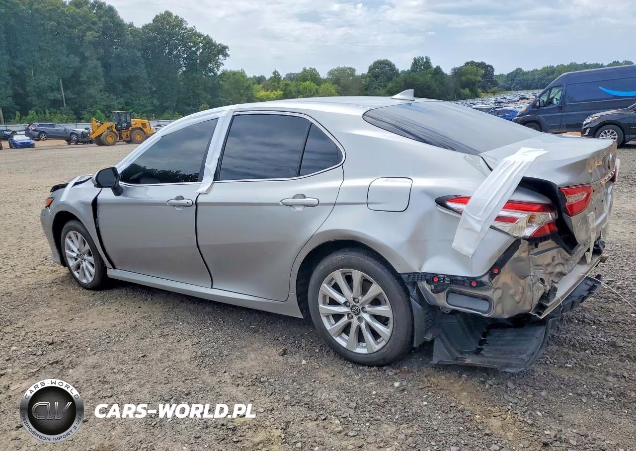 2019 Toyota Camry Le VIN:4T1B11HK3KU803846 - 2