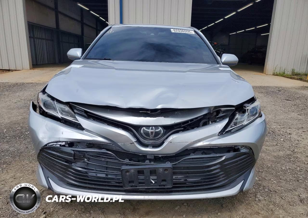 2019 Toyota Camry Le VIN:4T1B11HK3KU803846 - 5