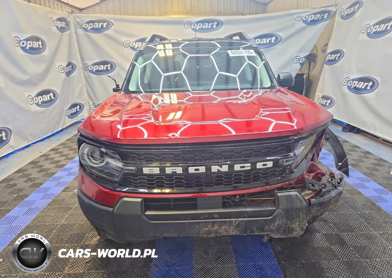 2025 Ford Bronco Sport Outer Banks VIN:3FMCR9CNXSRF49704 - 5