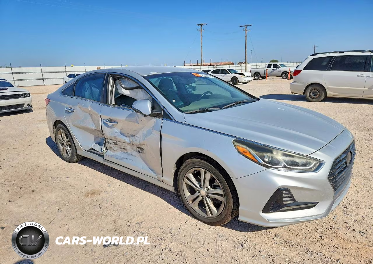 2018 Hyundai Sonata Sel VIN:5NPE34AF2JH624796 - 4