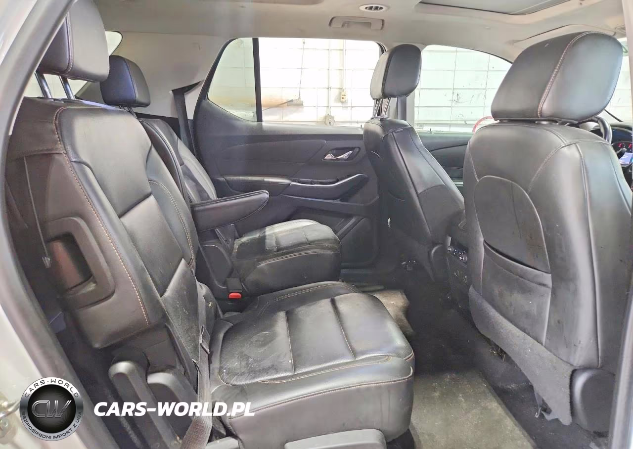 2020 Chevrolet Traverse Premier VIN:1GNEVKKW7LJ169720 - 11