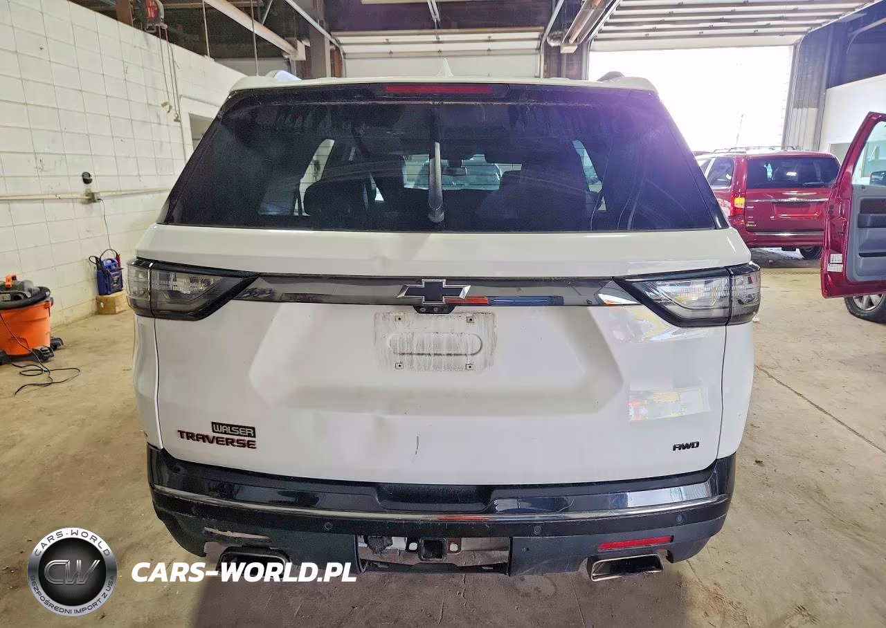 2020 Chevrolet Traverse Premier VIN:1GNEVKKW7LJ169720 - 6